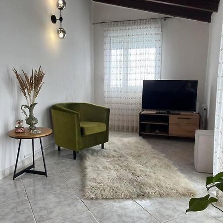 The Penthouse Kastoria Apartment Luaran gambar