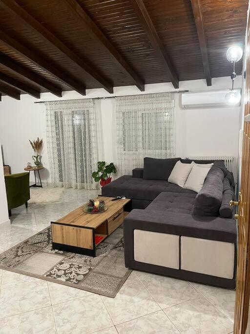 The Penthouse Kastoria Apartment Luaran gambar
