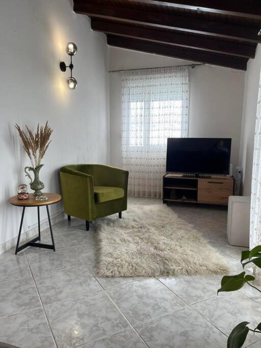 The Penthouse Kastoria Apartment Luaran gambar