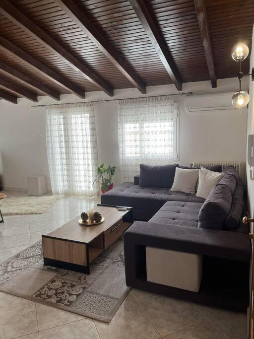 The Penthouse Kastoria Apartment Luaran gambar